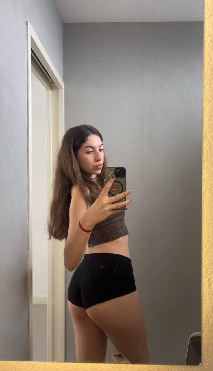 Amber in her underwear in Belize