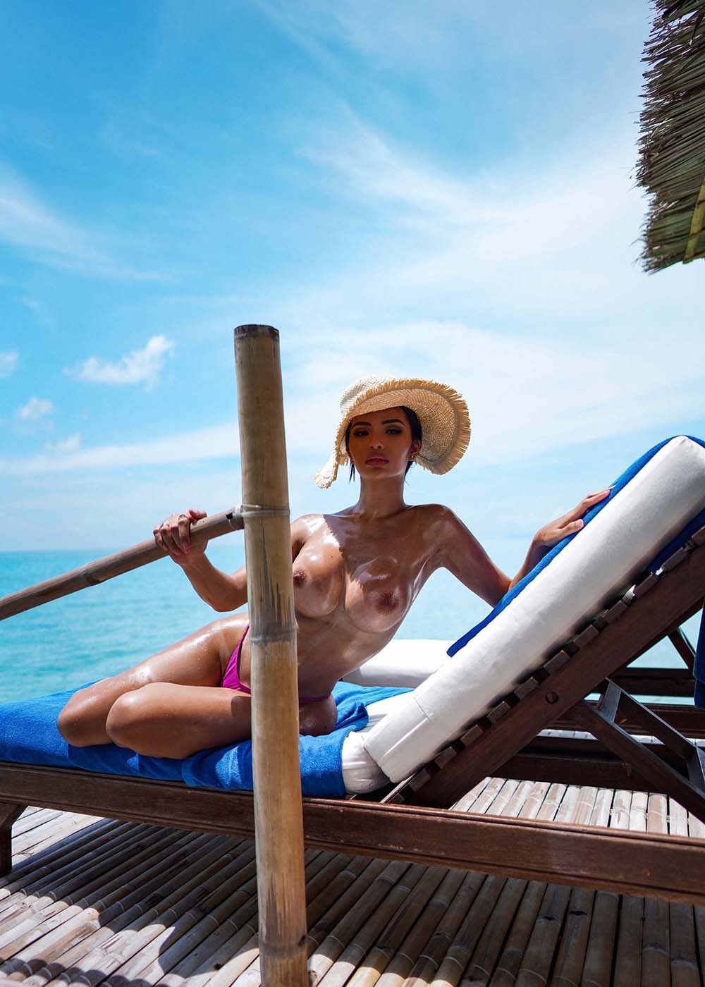 Beautiful girl Angela Castellanos naked in Belize