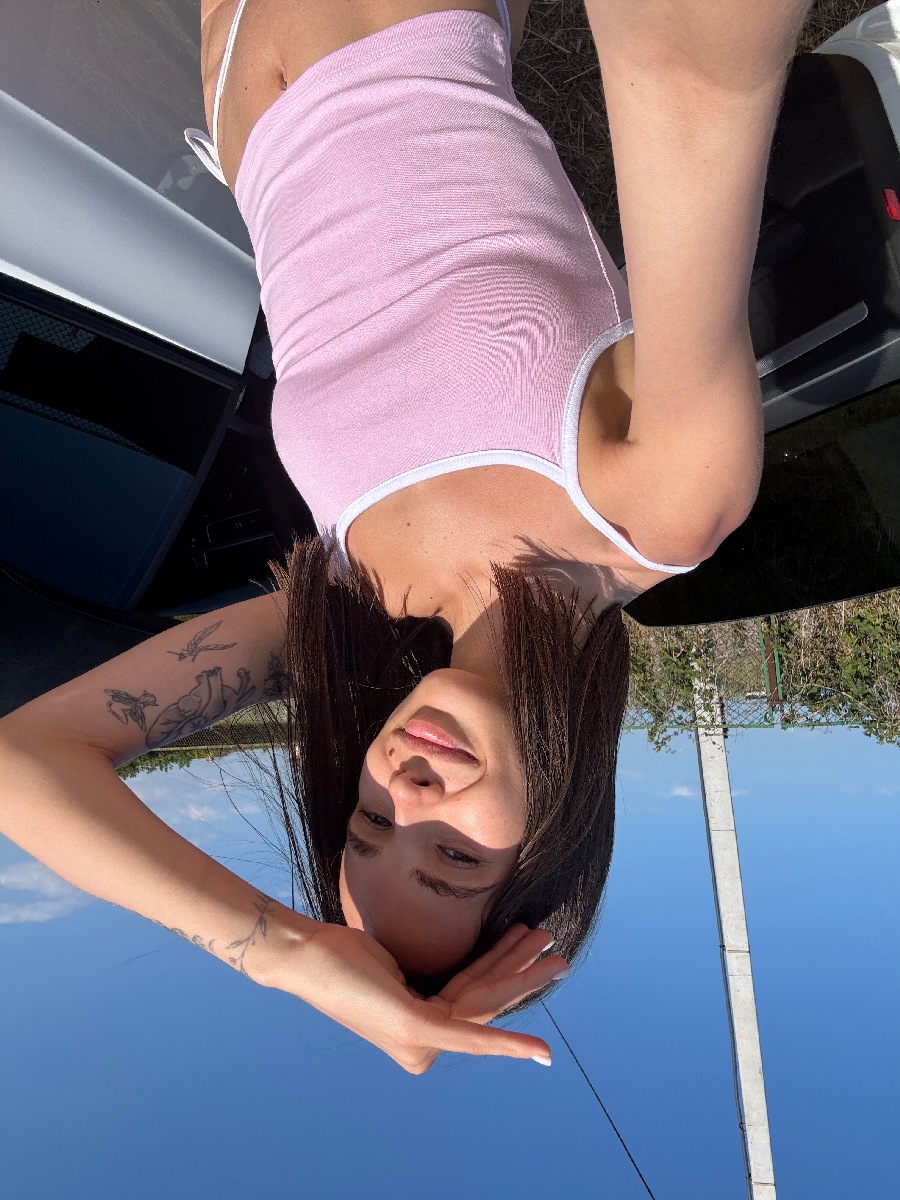 Sexy model Tina in Belize